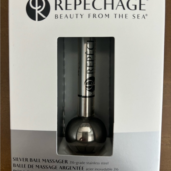 Repechage silver ball massager. - Picture 2 of 5